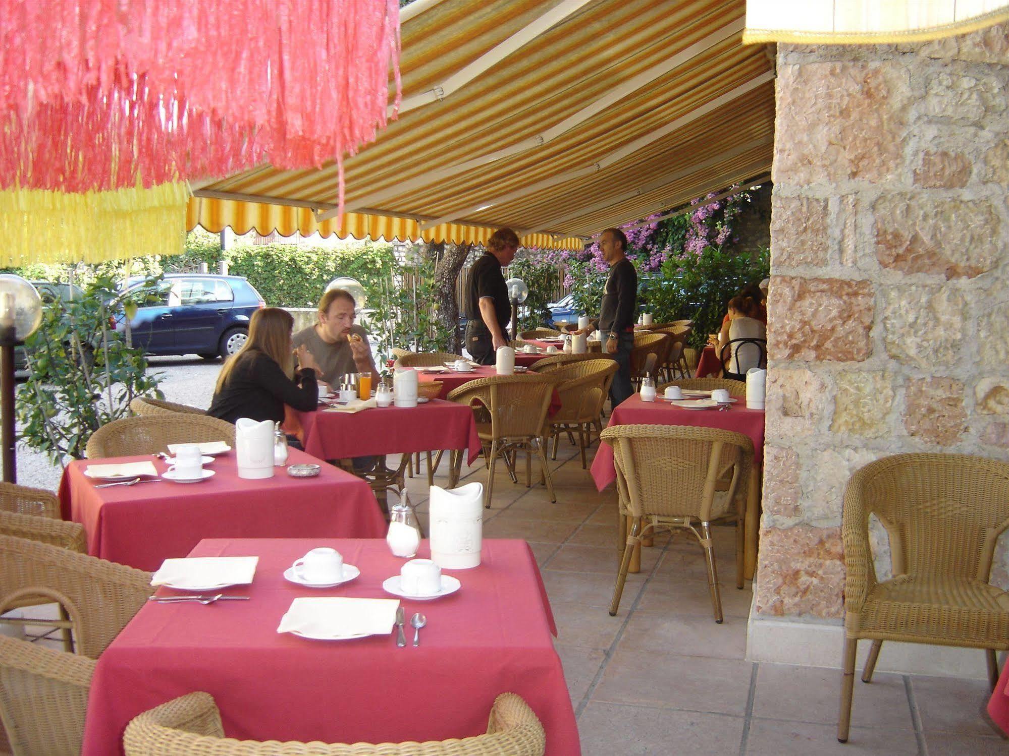Garni Onda Ξενοδοχείο Torri Del Benaco Εξωτερικό φωτογραφία